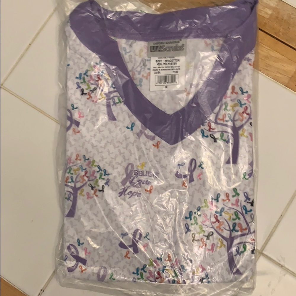 Scrub top